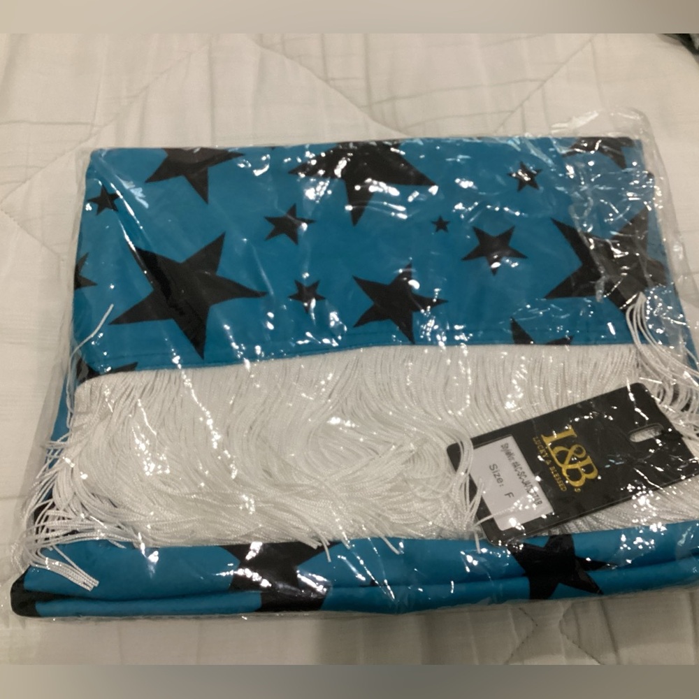 Lucky & Blessed Blue Star Print Fringe Scarf